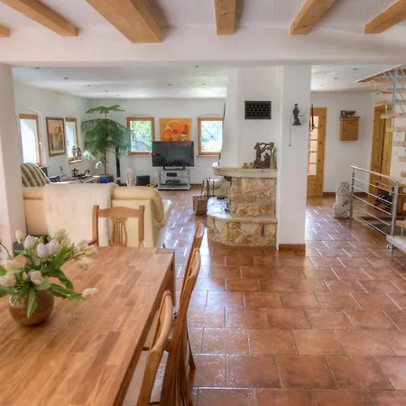 Jaegerhaus Privathaus Nyaraló